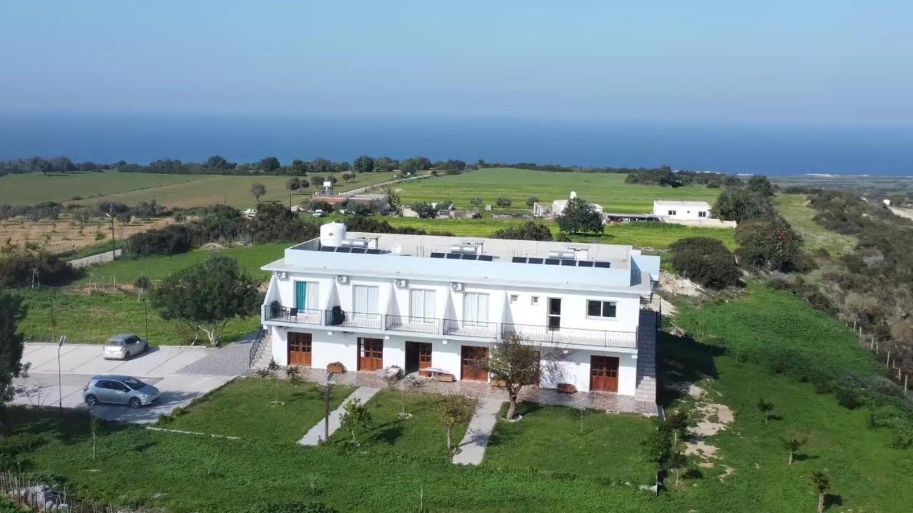 Rizokarpaso Karpaz Sunset Hotel מראה חיצוני תמונה